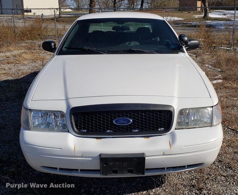 image for item DB9445 2009 Ford Crown Victoria Police Interceptor