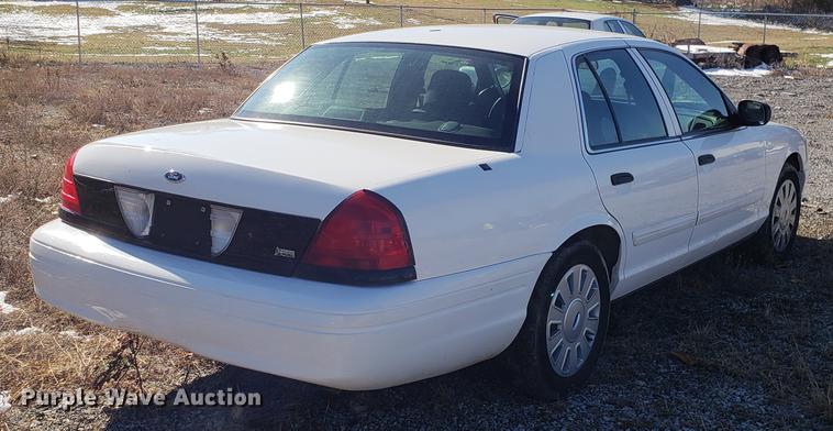 image for item DB9445 2009 Ford Crown Victoria Police Interceptor