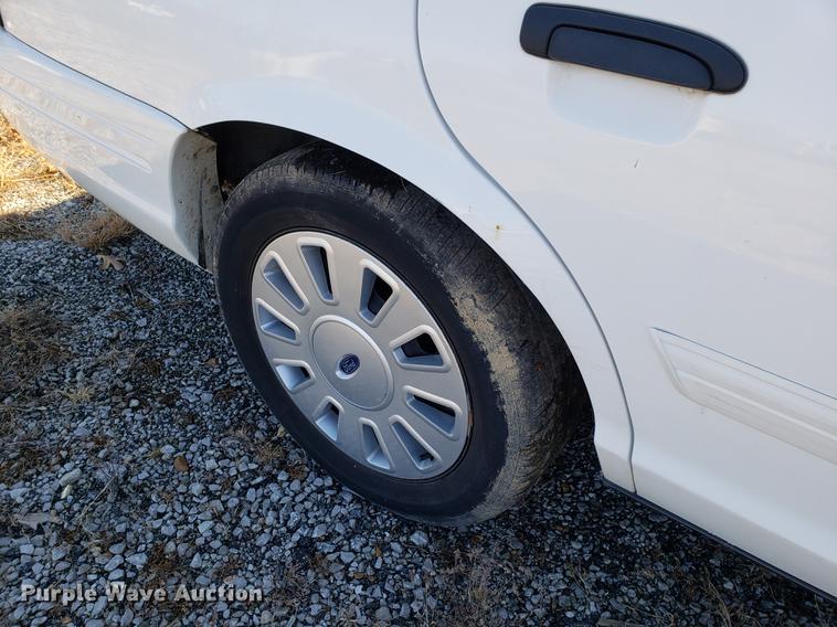 image for item DB9445 2009 Ford Crown Victoria Police Interceptor