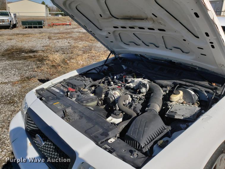 image for item DB9445 2009 Ford Crown Victoria Police Interceptor