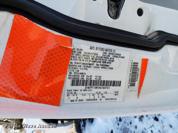 image for item DB9446 2004 Ford Crown Victoria Police Interceptor