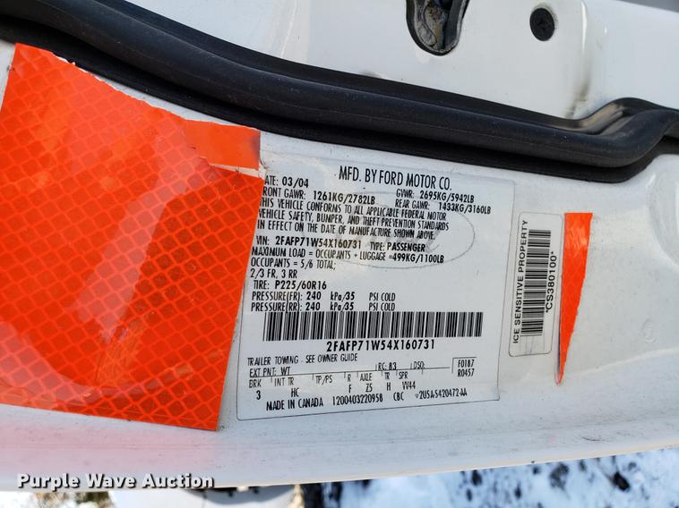 image for item DB9446 2004 Ford Crown Victoria Police Interceptor