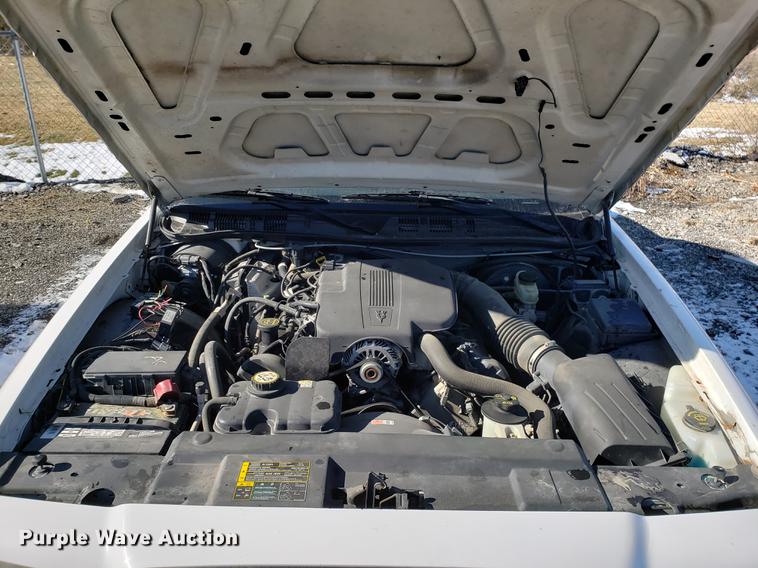 image for item DB9446 2004 Ford Crown Victoria Police Interceptor