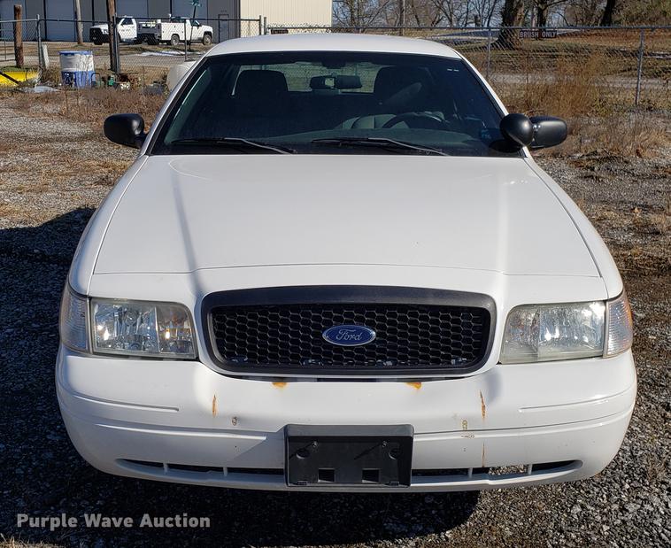 image for item DB9447 2011 Ford Crown Victoria Police Interceptor
