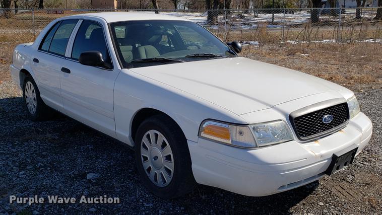 image for item DB9447 2011 Ford Crown Victoria Police Interceptor
