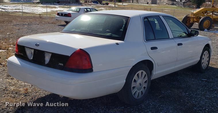image for item DB9447 2011 Ford Crown Victoria Police Interceptor