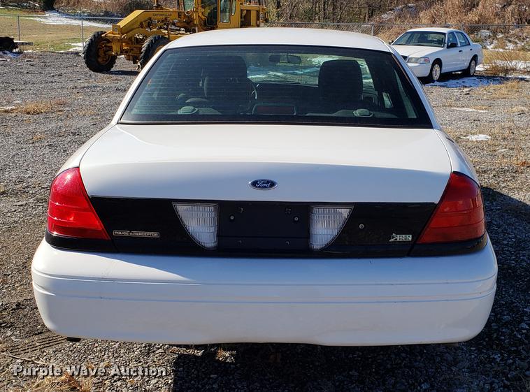 image for item DB9447 2011 Ford Crown Victoria Police Interceptor