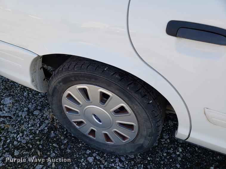 image for item DB9447 2011 Ford Crown Victoria Police Interceptor