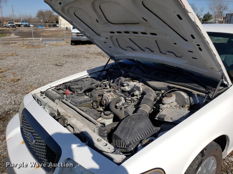 image for item DB9447 2011 Ford Crown Victoria Police Interceptor