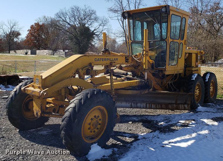 image for item DB9448 Caterpillar 120G rigid frame motor grader