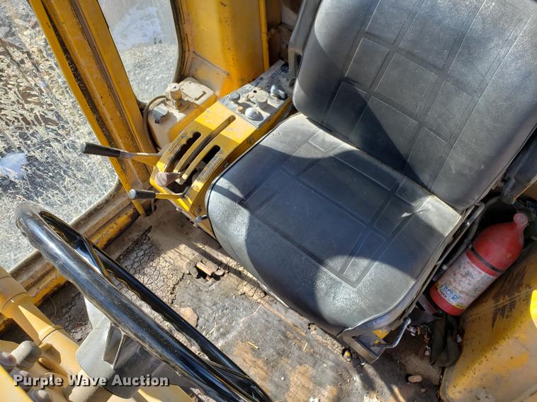 image for item DB9448 Caterpillar 120G rigid frame motor grader