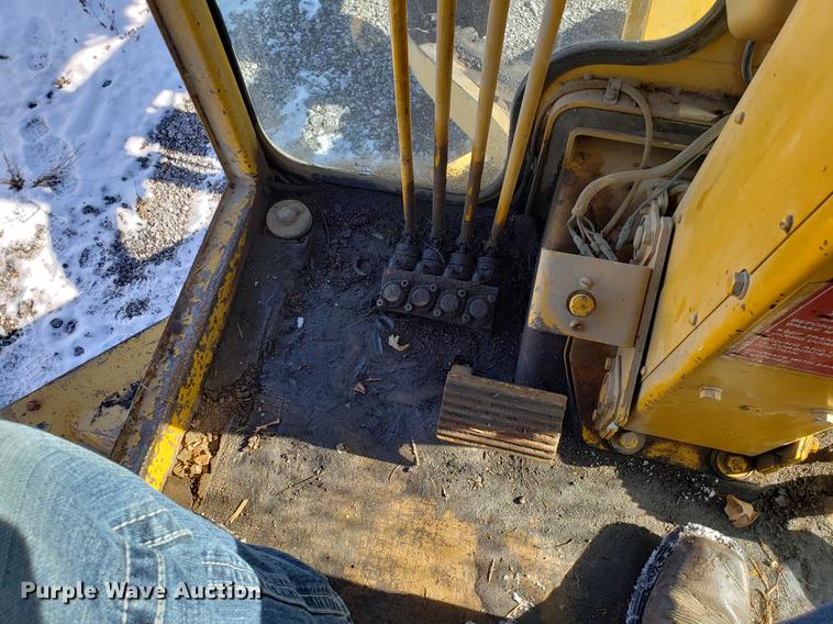 image for item DB9448 Caterpillar 120G rigid frame motor grader