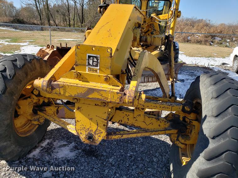 image for item DB9448 Caterpillar 120G rigid frame motor grader