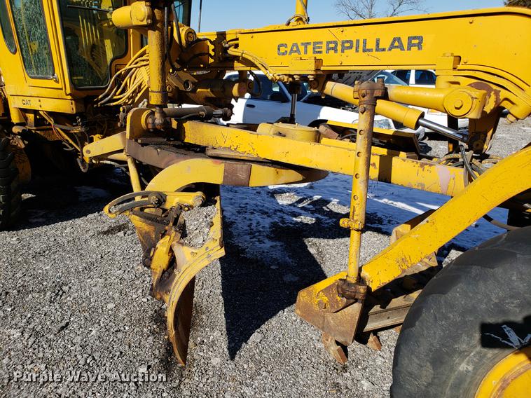 image for item DB9448 Caterpillar 120G rigid frame motor grader