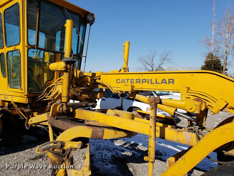 image for item DB9448 Caterpillar 120G rigid frame motor grader