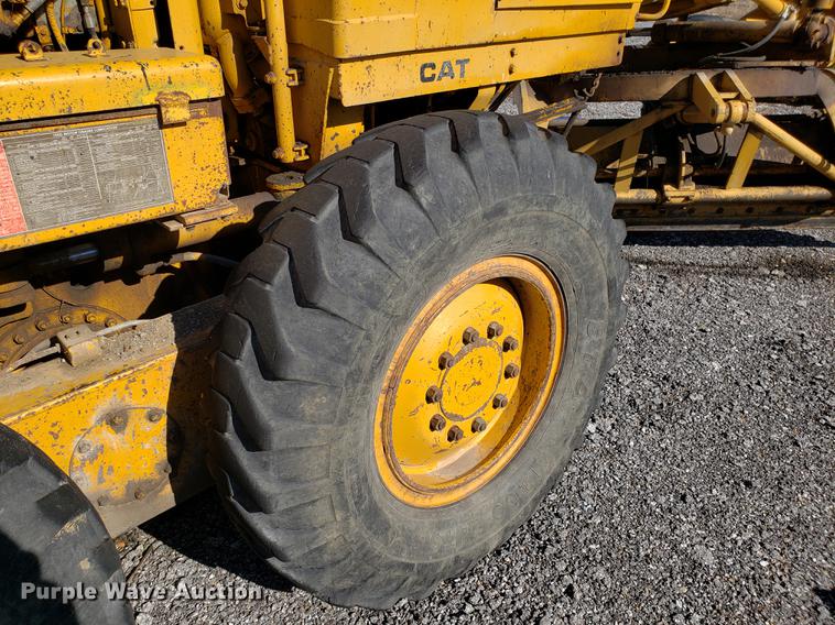 image for item DB9448 Caterpillar 120G rigid frame motor grader