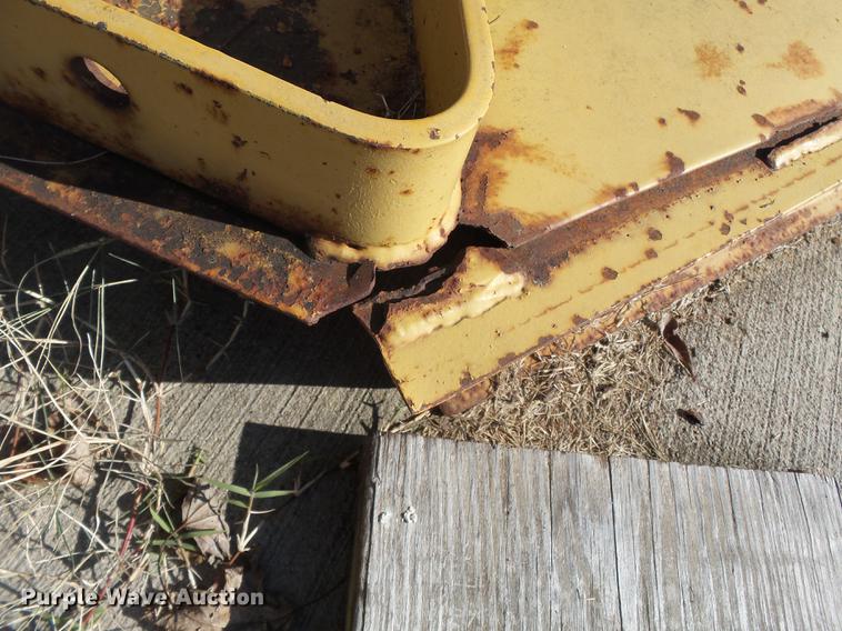 image for item DD2409 King Kutter rotary mower