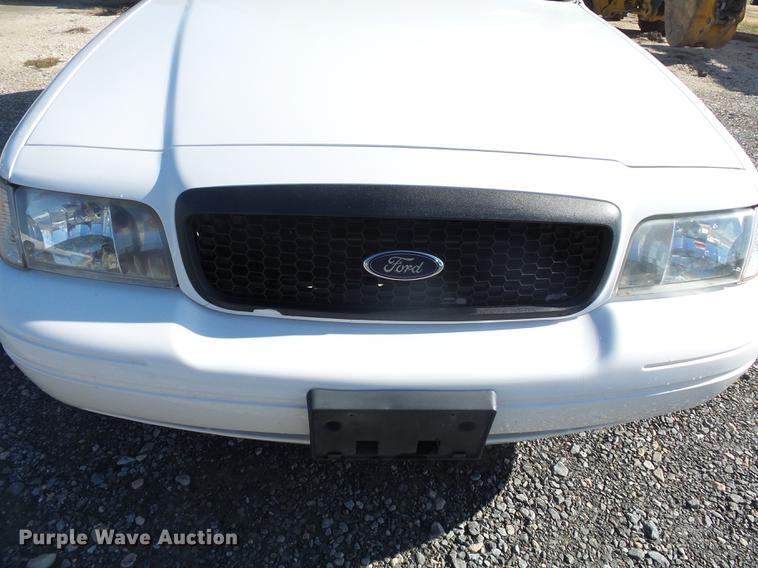 image for item DD2411 2010 Ford Crown Victoria Police Interceptor