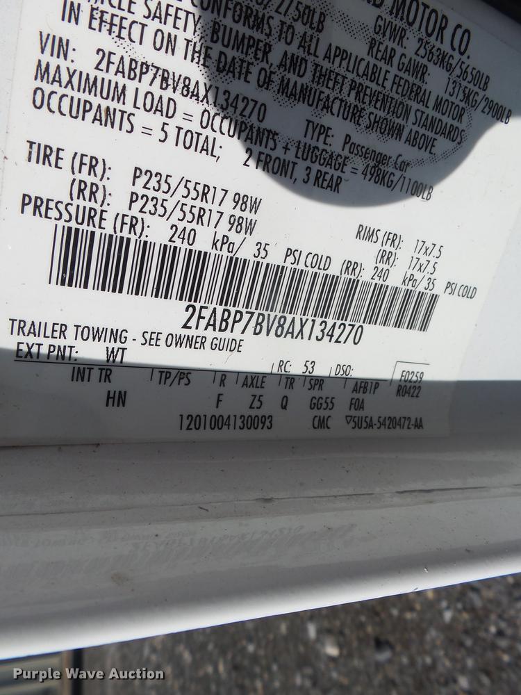 image for item DD2411 2010 Ford Crown Victoria Police Interceptor