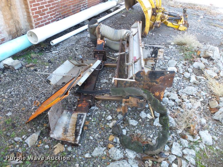 image for item DD2414 Spreader