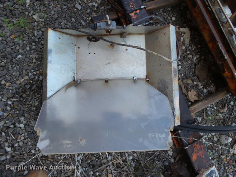 image for item DD2414 Spreader