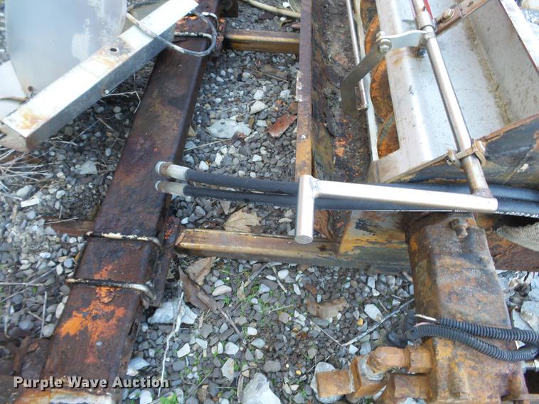 image for item DD2414 Spreader