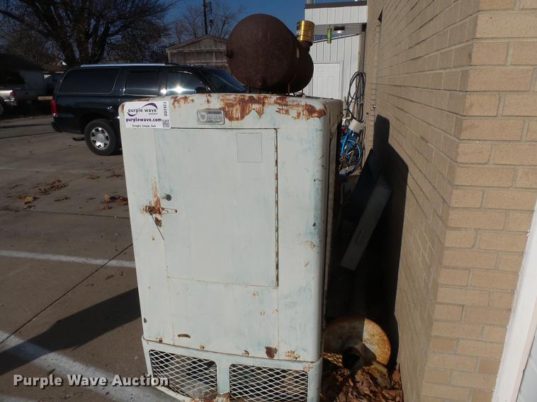 image for item DD2423 Onan 65KB-4R/71848L generator