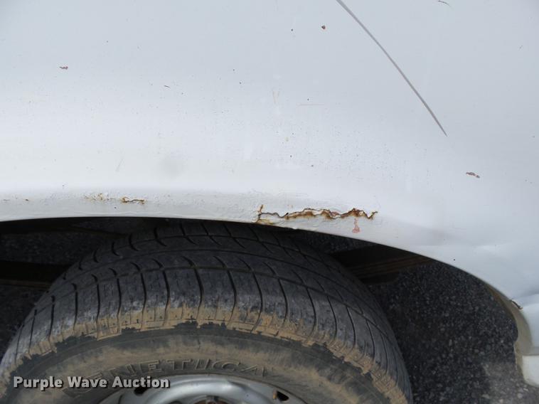 image for item DD2487 1994 Ford F150 pickup truck