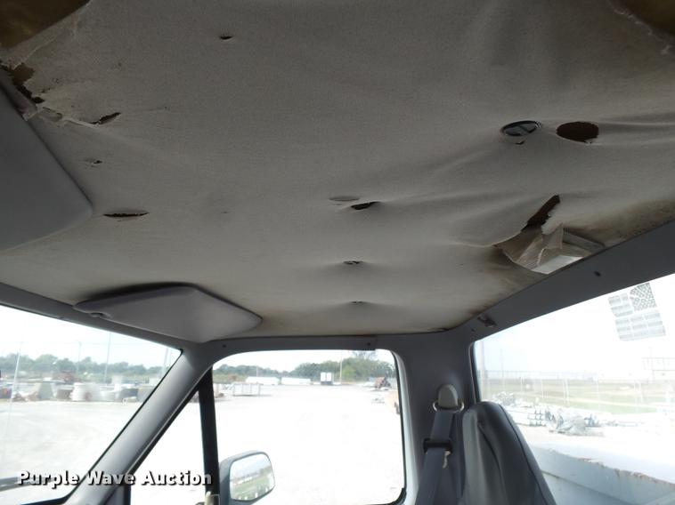 image for item DD2487 1994 Ford F150 pickup truck