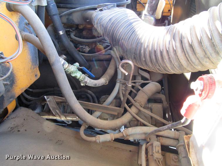 image for item DD3828 1989 Chevrolet C60 oil distribution truck