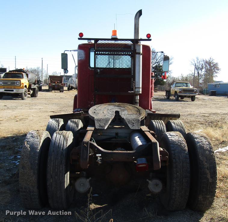 image for item DD3829 1980 GMC General semi truck