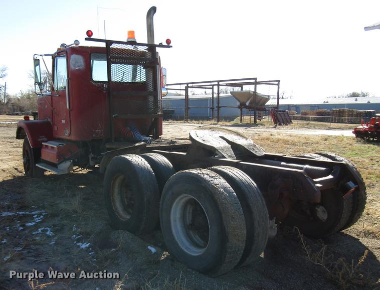 image for item DD3829 1980 GMC General semi truck