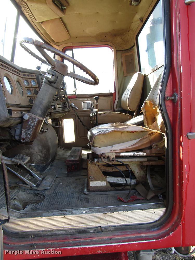 image for item DD3829 1980 GMC General semi truck