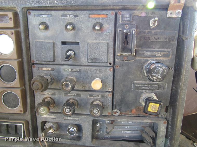 image for item DD3829 1980 GMC General semi truck