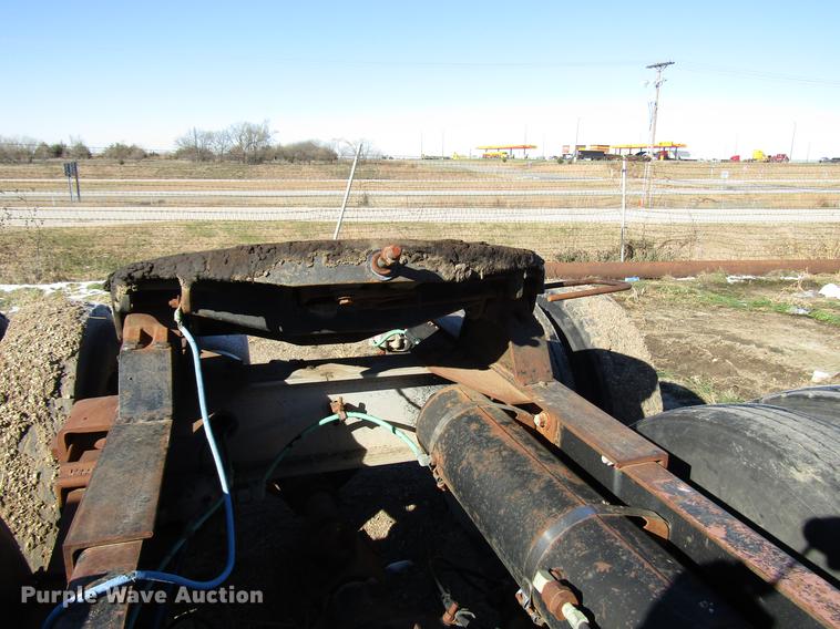 image for item DD3829 1980 GMC General semi truck