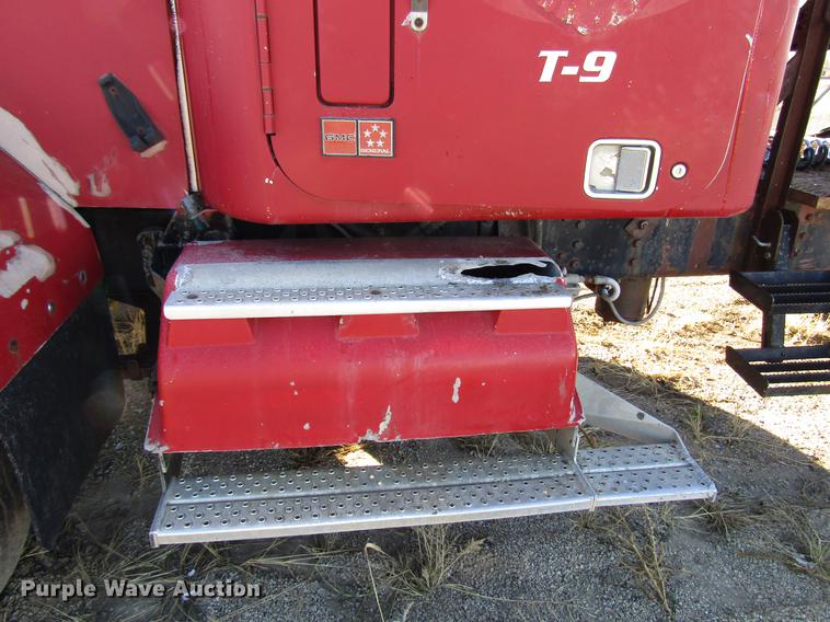 image for item DD3829 1980 GMC General semi truck