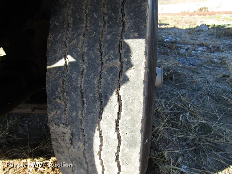 image for item DD3829 1980 GMC General semi truck