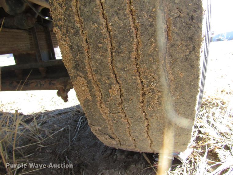 image for item DD3829 1980 GMC General semi truck