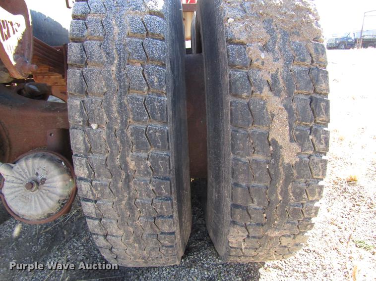 image for item DD3829 1980 GMC General semi truck