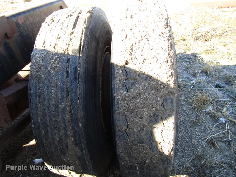 image for item DD3829 1980 GMC General semi truck