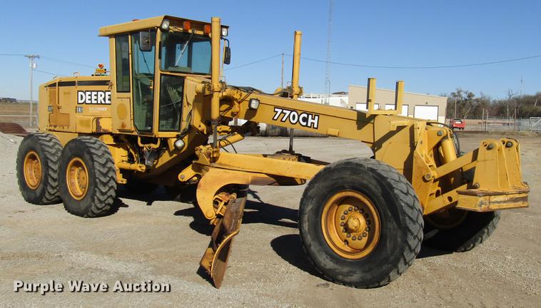 image for item DD3830 1998 John Deere 770CH motor grader