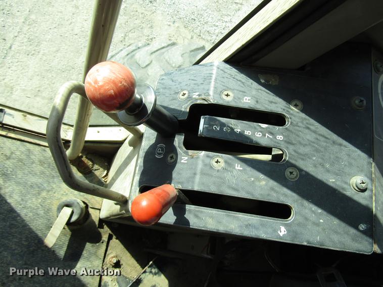 image for item DD3830 1998 John Deere 770CH motor grader