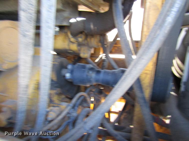 image for item DD3830 1998 John Deere 770CH motor grader