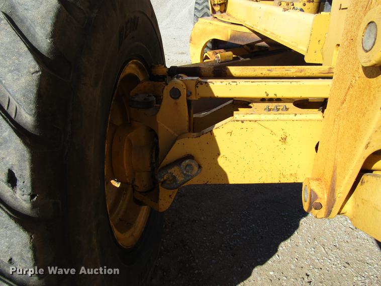 image for item DD3830 1998 John Deere 770CH motor grader