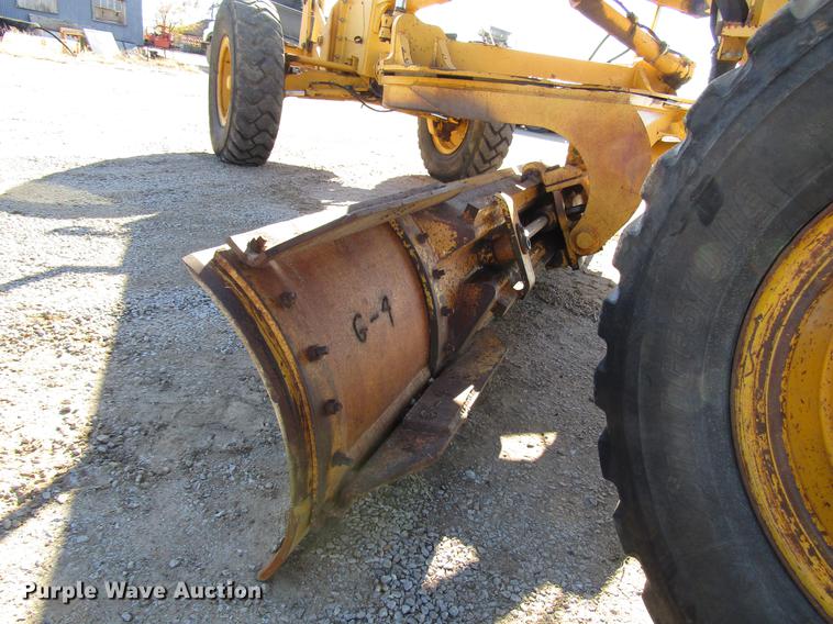 image for item DD3830 1998 John Deere 770CH motor grader