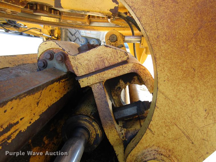 image for item DD3830 1998 John Deere 770CH motor grader