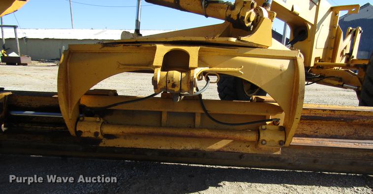 image for item DD3830 1998 John Deere 770CH motor grader