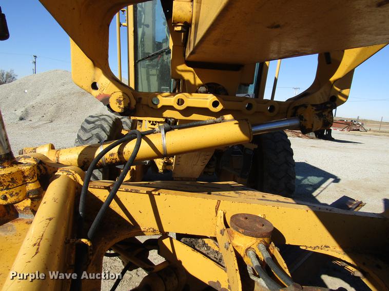 image for item DD3830 1998 John Deere 770CH motor grader