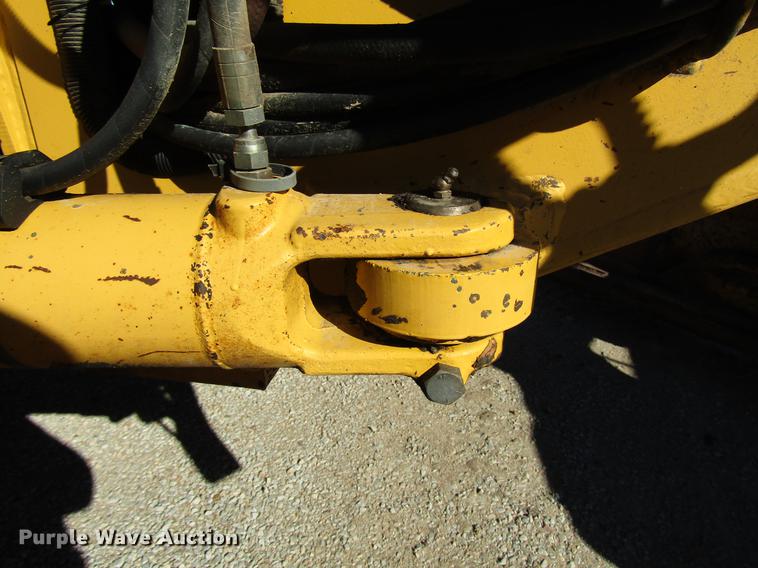 image for item DD3830 1998 John Deere 770CH motor grader