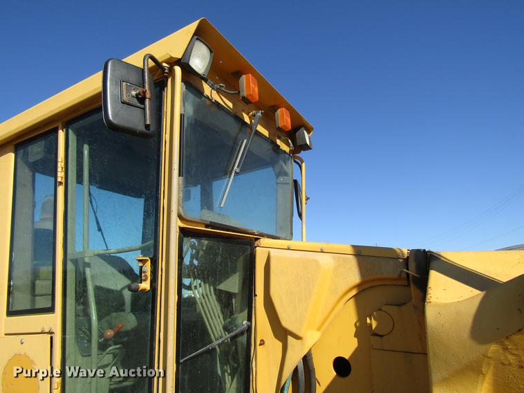 image for item DD3830 1998 John Deere 770CH motor grader